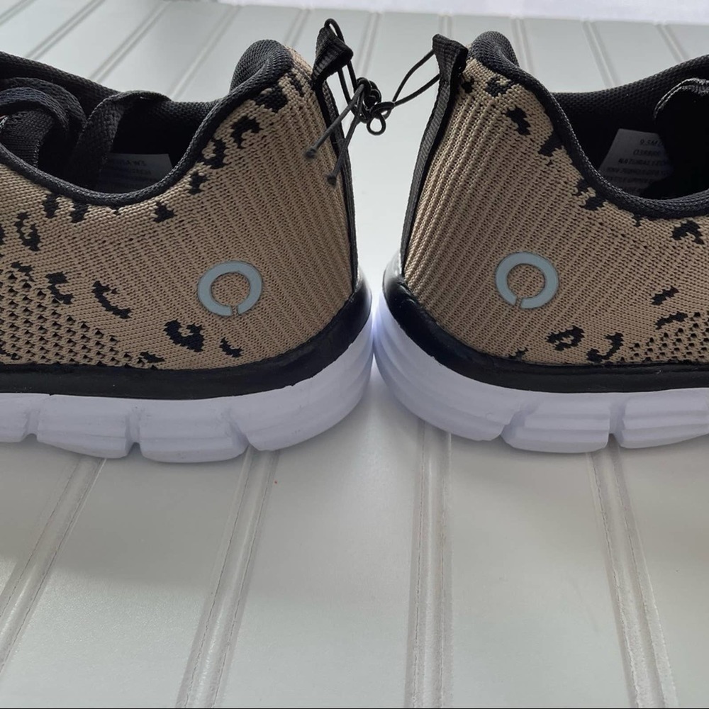 Skora Sneakers Comfort Running Shoes Natural Leopard Brown Size 9.5M athleisure - Picture 8 of 12